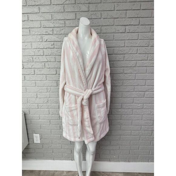 Victoria’s Secret Women Pink /White Stripe Monogram Robe Size M/L - Picture 2 of 11